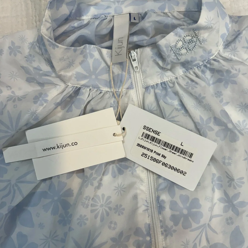 KIJUN
White & Blue Flower Sheer Windbreaker Jacket - Picture 6 of 9